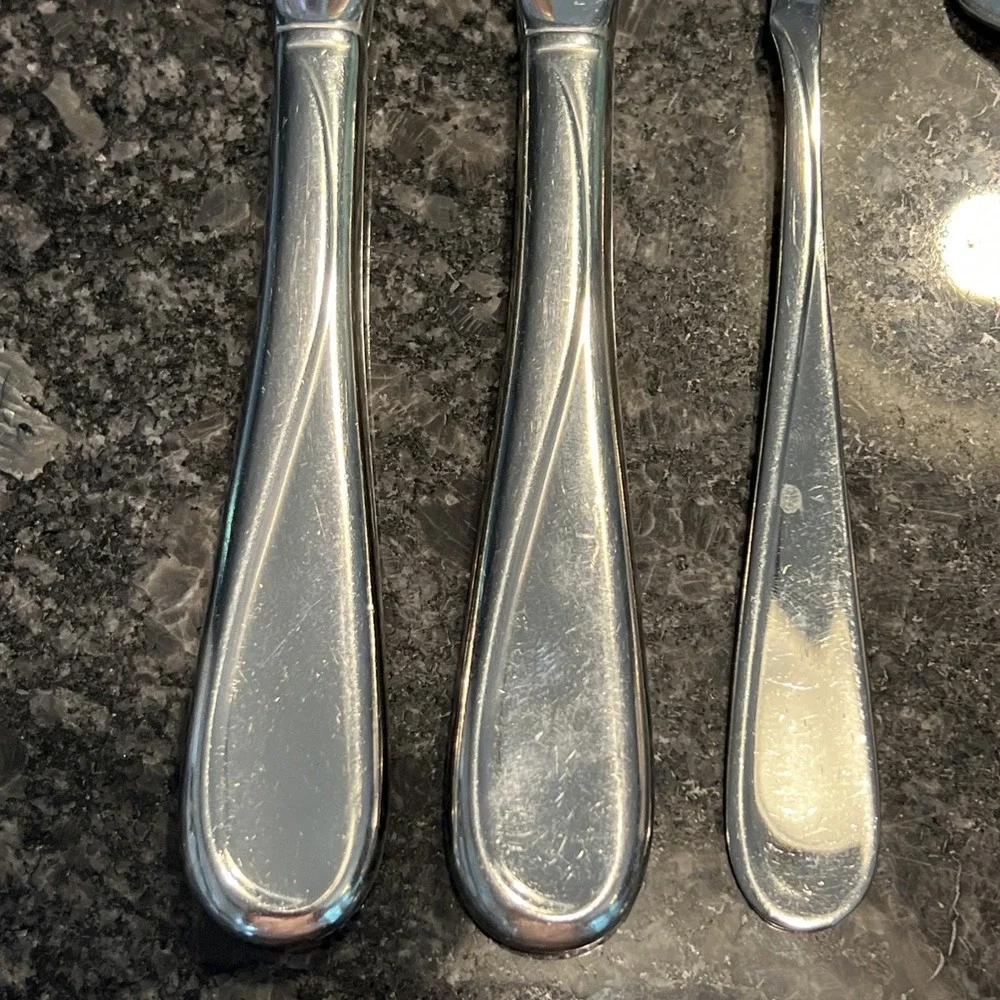 Oneida Flight Reliance Stainless Flatware Forks Dinner Salad Knife Silverware